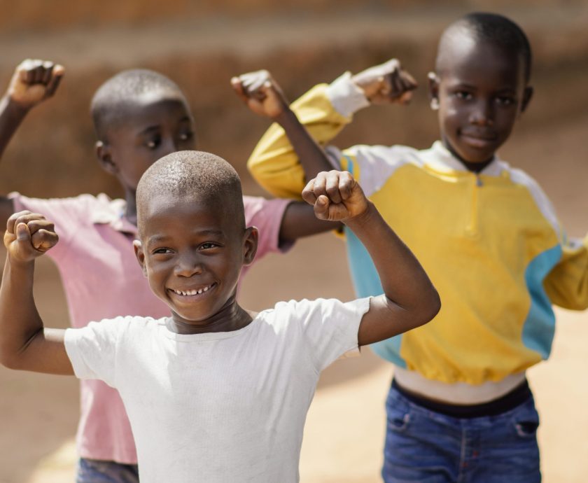 medium-shot-smiley-african-boys